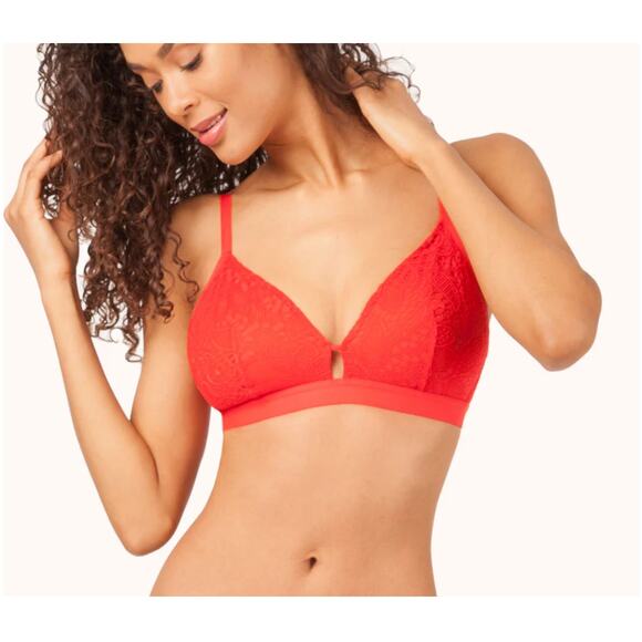 Lively Tomato Red Palm Lace Busty Bralette - Picture 2 of 5